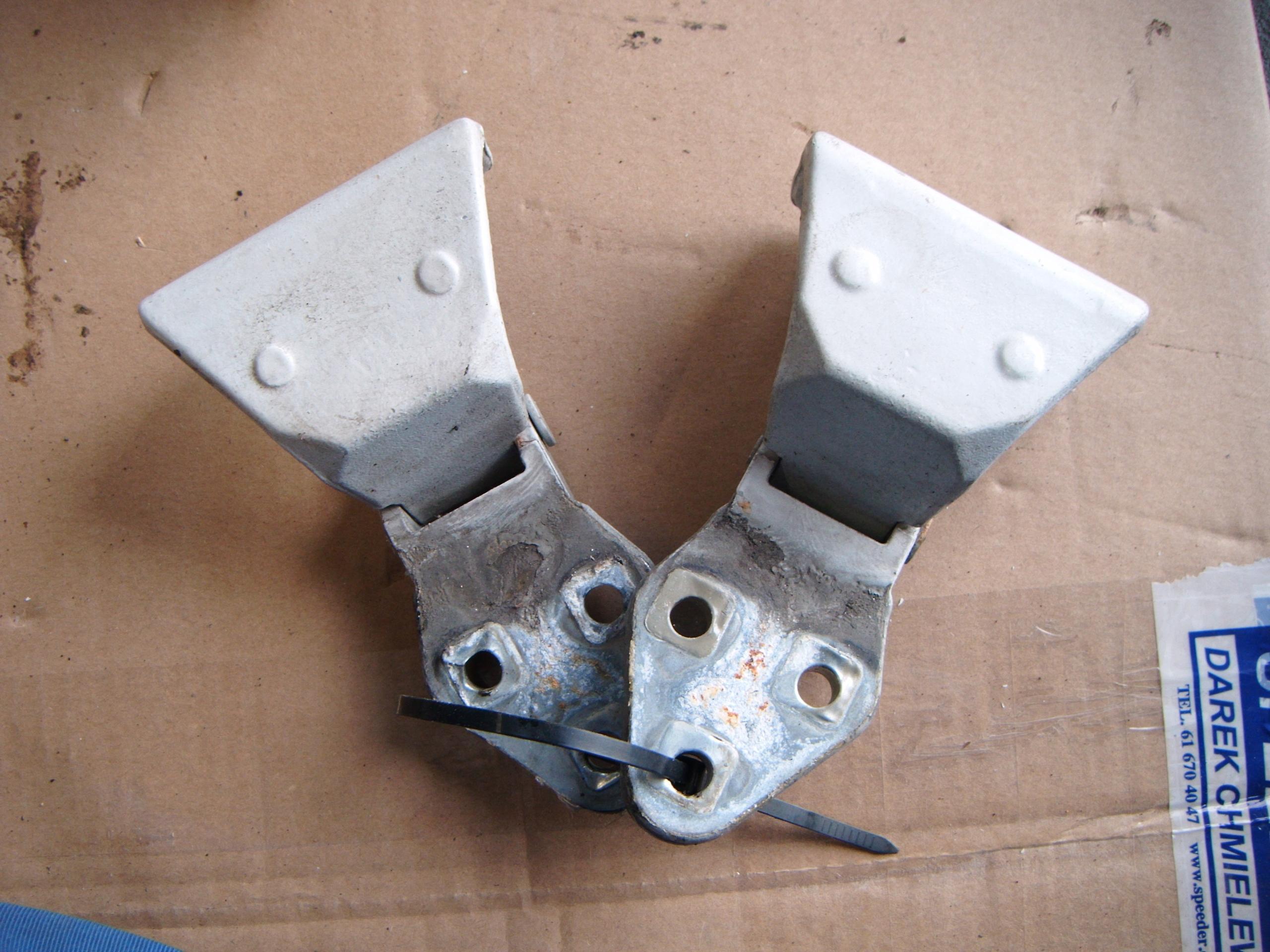 MASTER II MOVANO 97-10 ПЕТЛІ ПЕРЕДНІХ ДВЕРЕЙ L / P