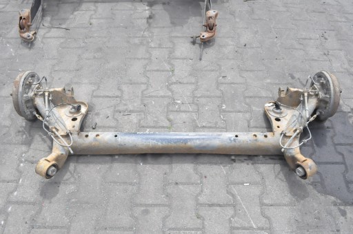 386503 - Mazda 2 de 1,3 подвеска задней луча