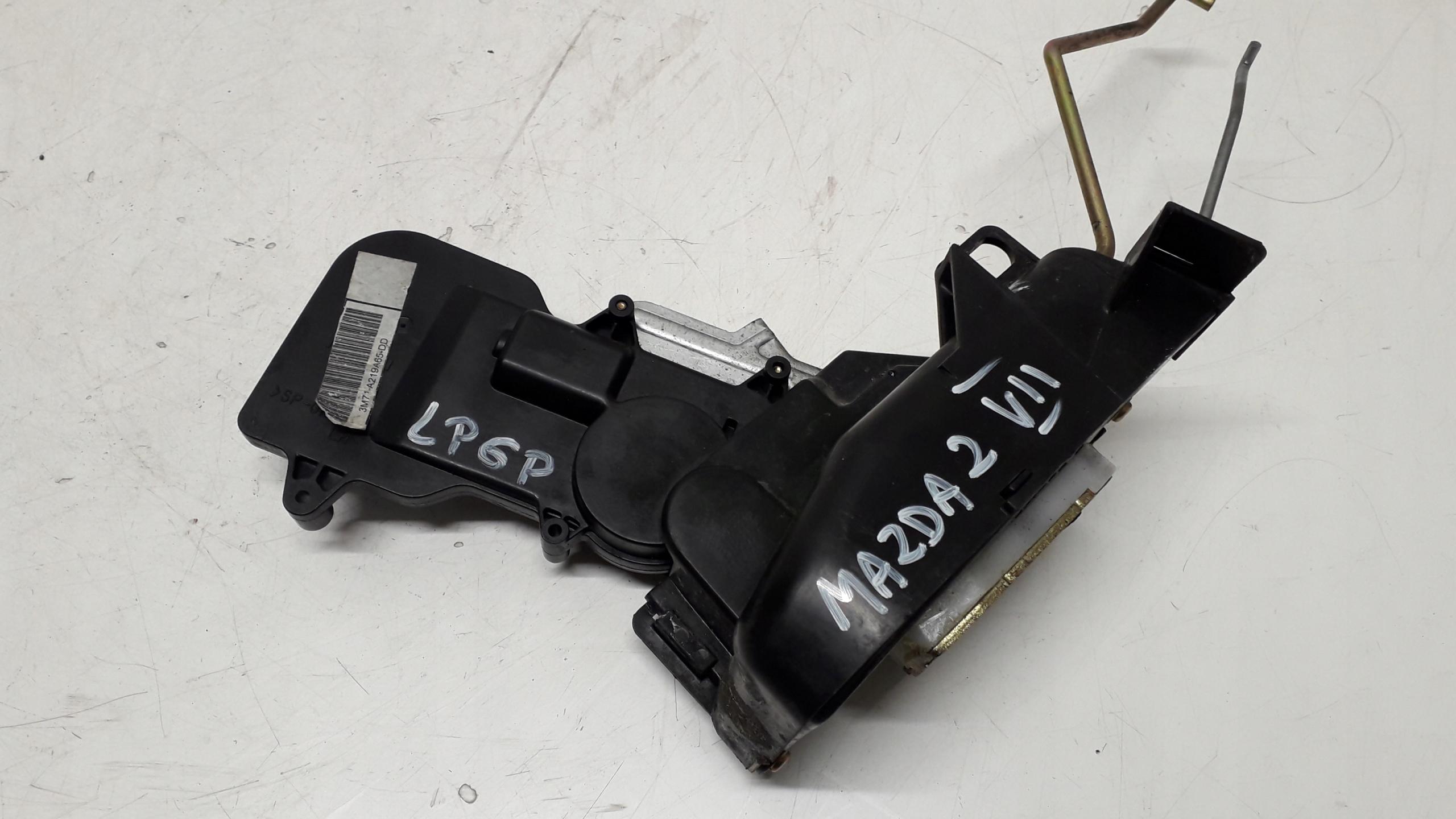 MAZDA 2 II 02-07 ЗАМОК ПЕРЕДНИЙ ЛЕВЫЙ ПЕРЕДНИЙ 6PIN