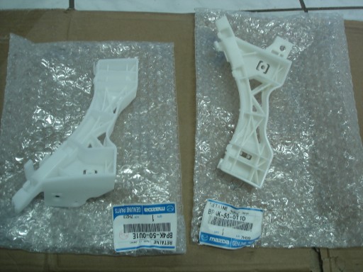 BP4K59 - MAZDA 3 2003-2009 БАМПЕР СКОЛЬЗЯЩИЙ ЛЕВЫЙ + ПРАВЫЙ ПЕРЕДНИЙ