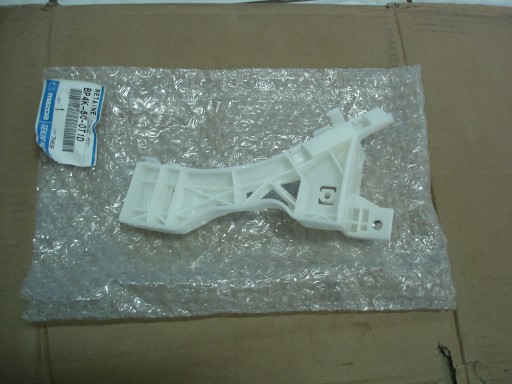 M3hbpp - MAZDA 3 2003-2009 БАМПЕР НАКОПНИЙ ПРАВИЙ ПЕРЕДНИЙ HB