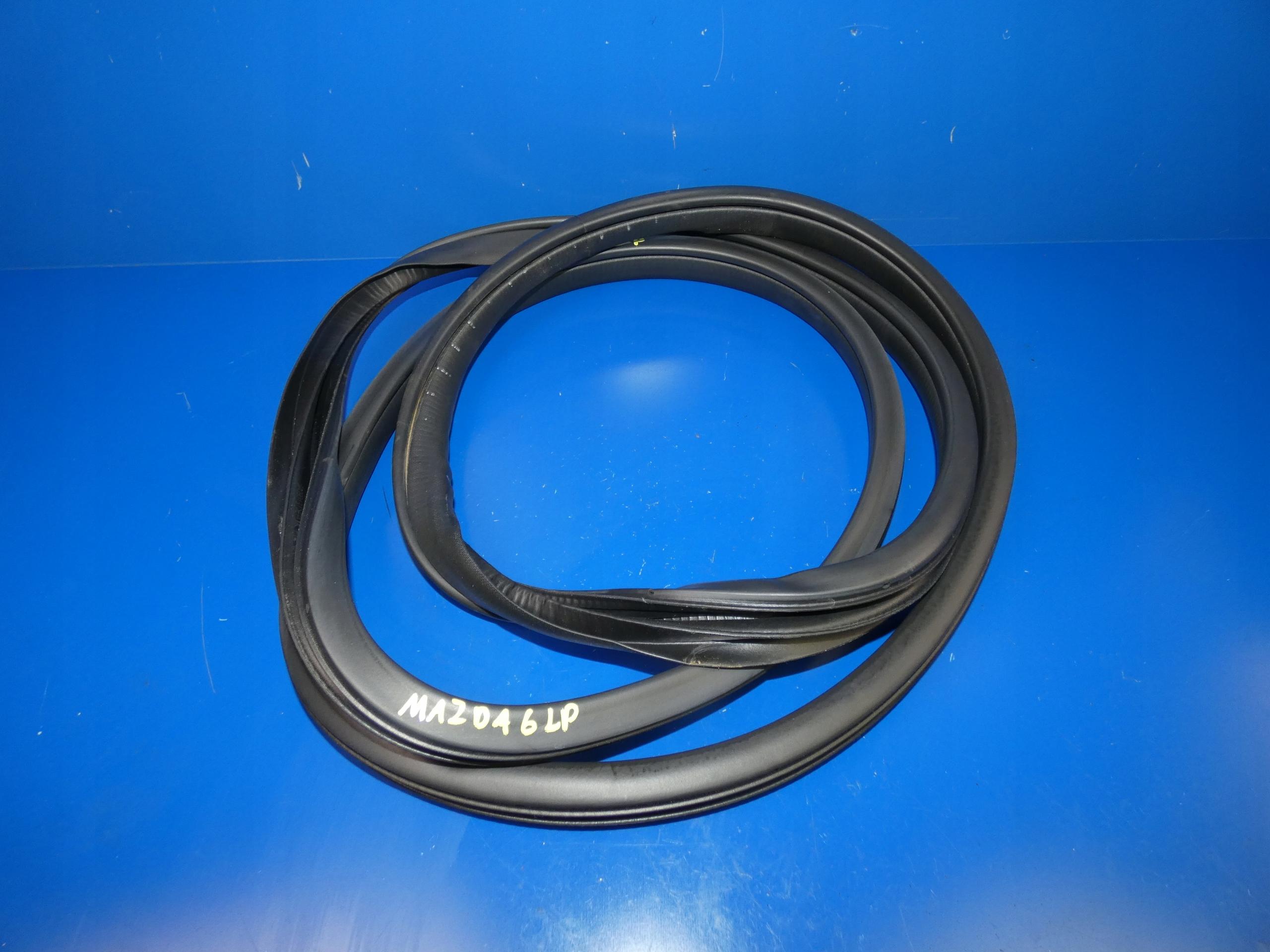 MAZDA 6 III GJ ПРОКЛАДКА ДВЕРИ ЛЕВАЯ ПЕРЕДНЯЯ