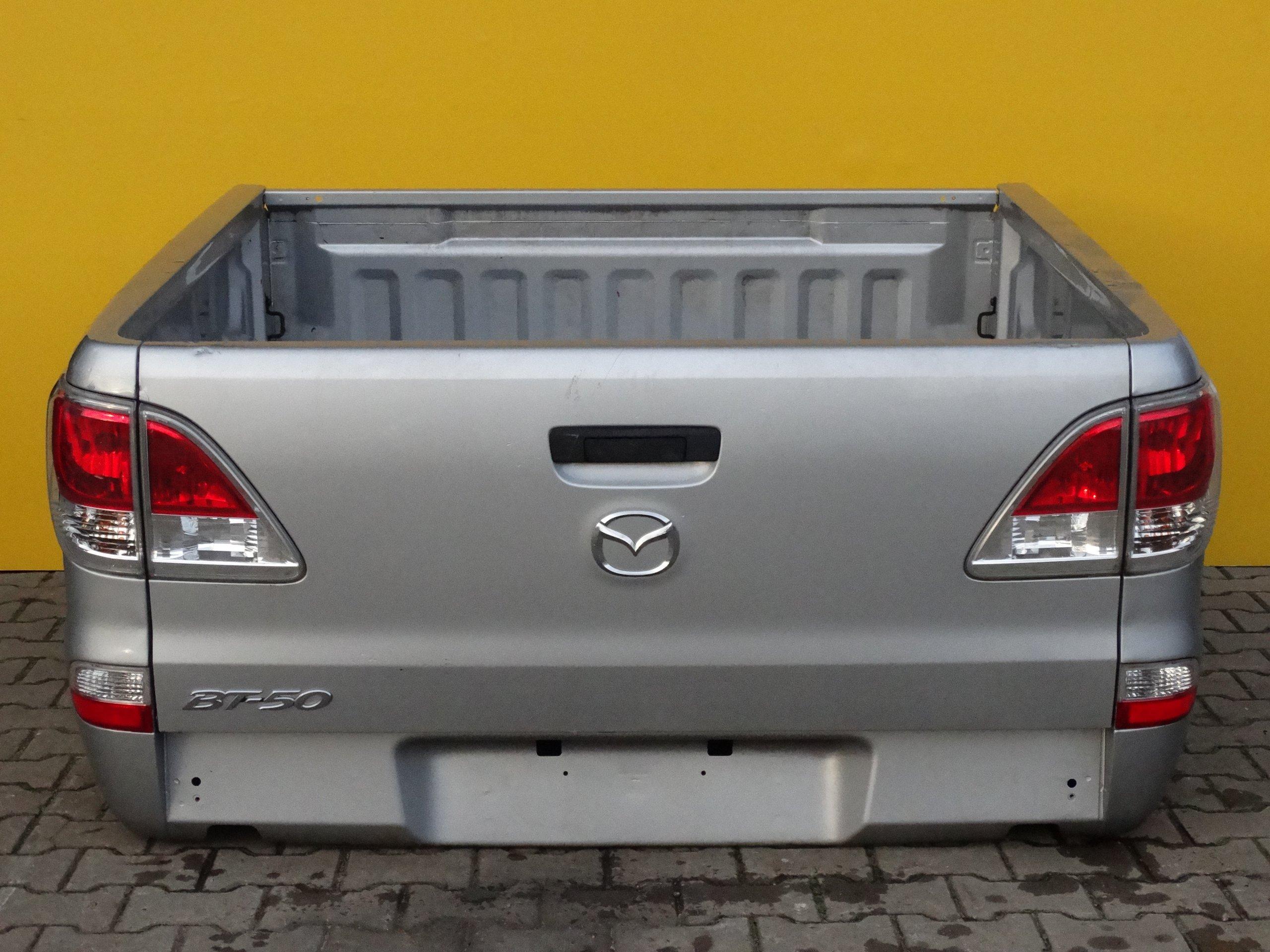 MAZDA BT50 2016-ЯЩИК БАГАЖНАЯ КОРОБКА ЗАДНЯЯ ДВЕРЬ