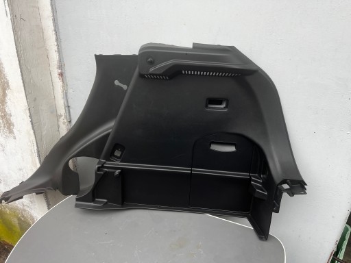 MAZDA CX - 3 ПРАВИЙ БЕКОН БАГАЖНИКА ІДЕАЛЬНИЙ