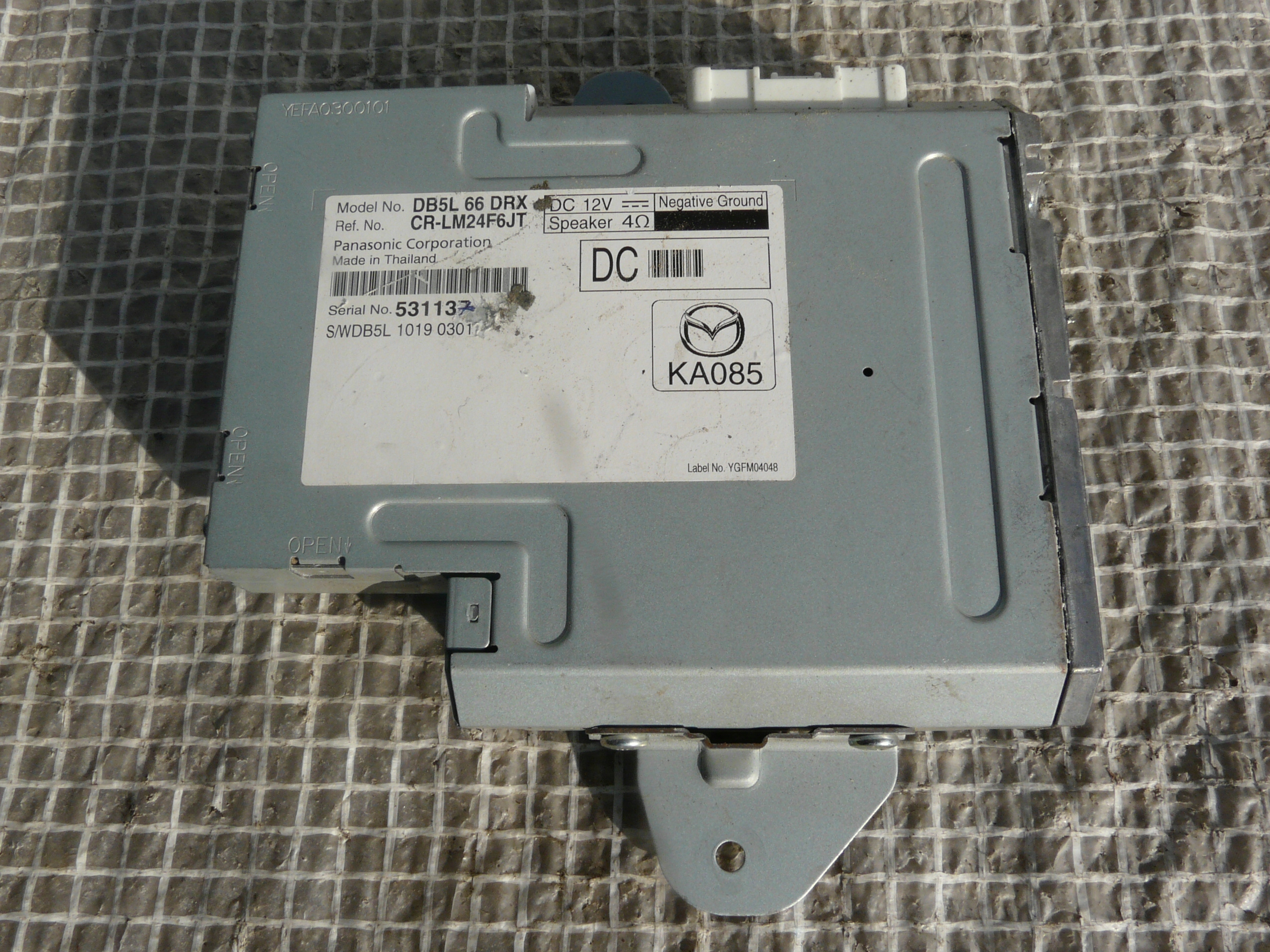 KA085 - MAZDA CX3 CX5 РАДИО ТЮНЕР УСИЛИТЕЛЬ DB5L66DRX