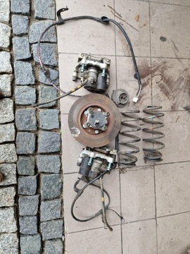 Mazda Cx30 piasta.docisk.amortizers