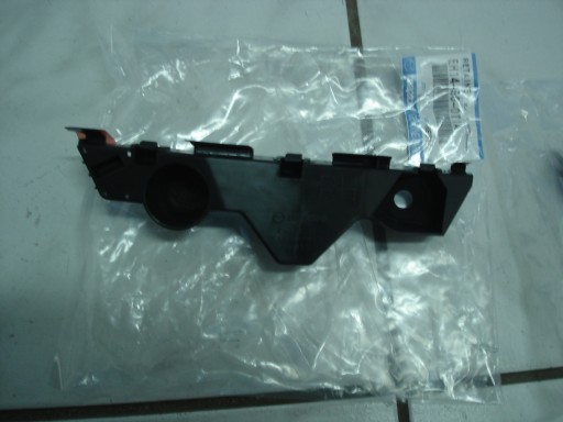 E1 - MAZDA CX7 НАКЛАДКА БАМПЕРА ПЕРЕДНЯ ПРАВА