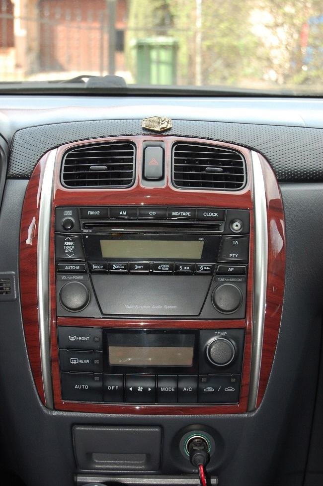 MAZDA PREMACY - ОБЛИЦЮВАННЯ КАБІНИ ПАНЕЛЬ ДЕРЕВО ДОШКА