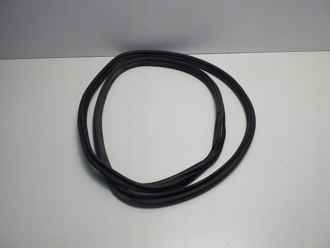 A4477210400 - MB VITO W447 2020 уплотнение двери переднее левое