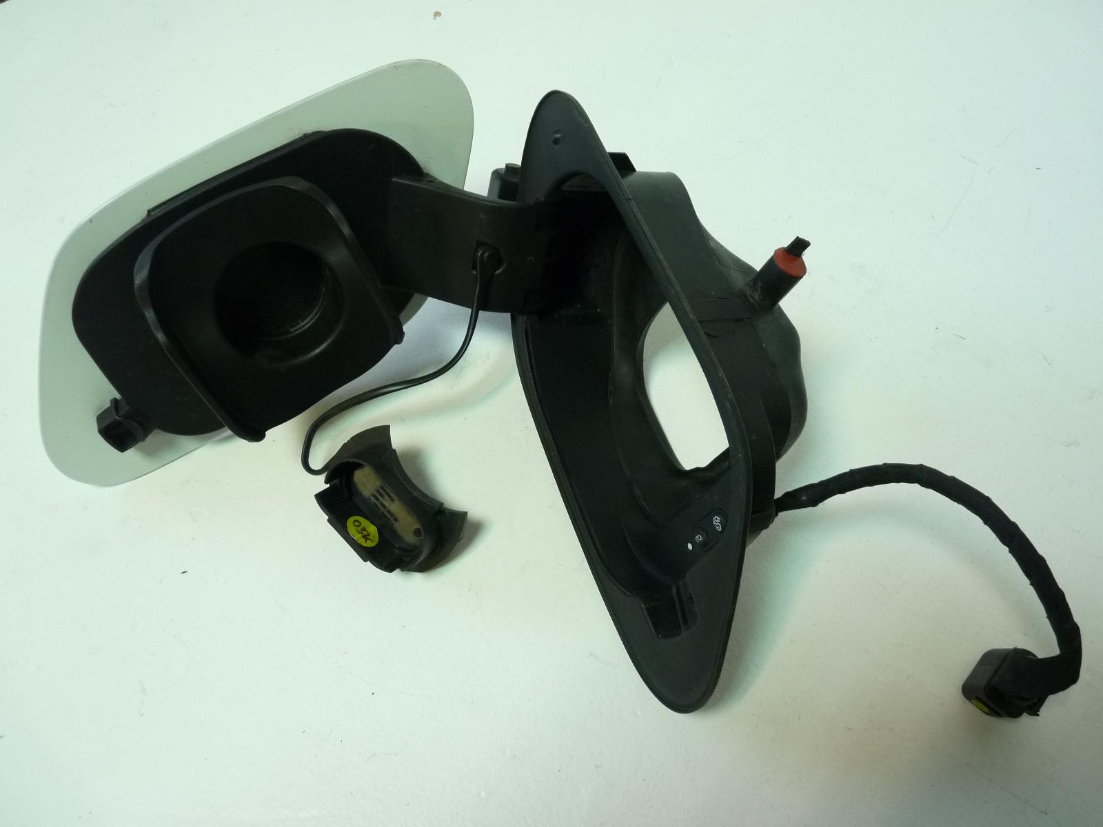 MBM VW GOLF 7 ОТКИДНАЯ КРЫШКА ЗАРЯДКИ LC9A 5GE010007