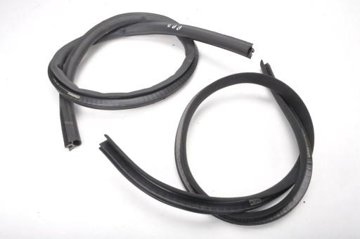 MCLAREN 650S УЩІЛЬНЮВАЧ ПЕРЕДНЬОЇ ПРАВОЇ ДВЕРІ