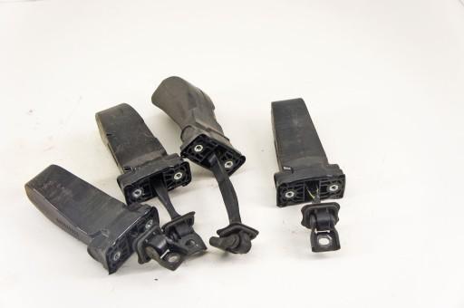 ME128 Skoda Scala дверные упоры в сборе