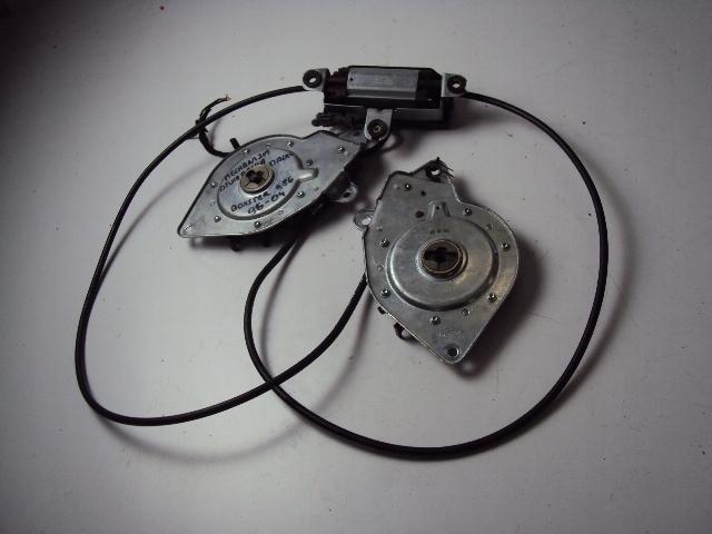 98656118003 - МЕХАНІЗМ ВІДКРИВАННЯ ДАХУ PORSCHE BOXSTER 986 96-