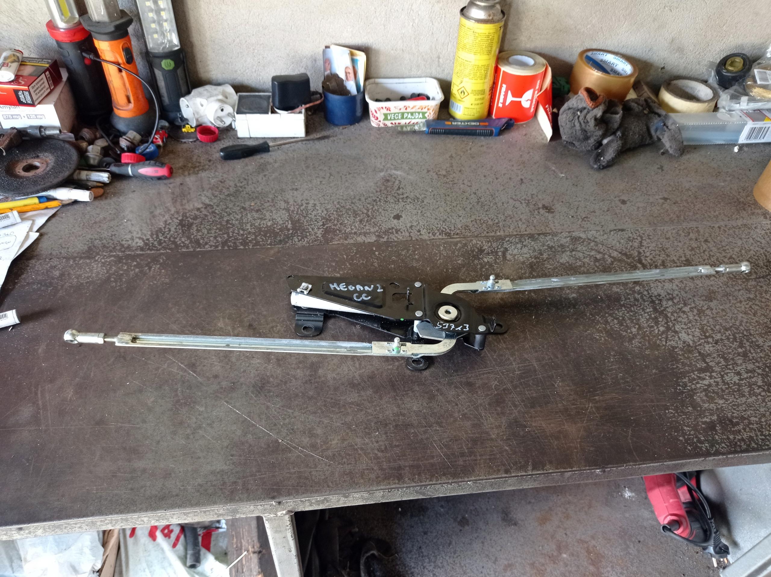 770157258 - MEGANE II CC CABRIO - ШАРНИРНЫЙ ЗАМОК НА КРЫШЕ