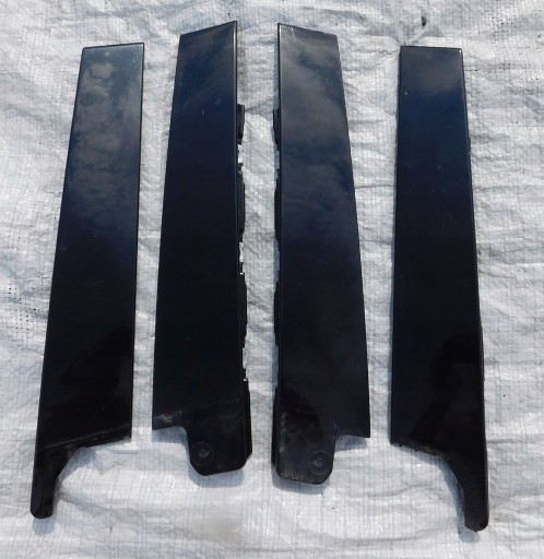 MEGANE IV 5D HB НАКЛАДКА ДВЕРИ ЛЕВАЯ ПРАВАЯ ПЕРЕДНЯЯ ГЛЯНЦЕВЫЙ ДЕКОР