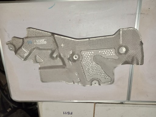 Мерседес 166 тепловий щит корпус a1666820371