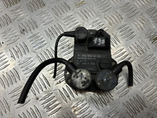 Mercedes 190 124 2.0 clk модуль зажигания 0065454132