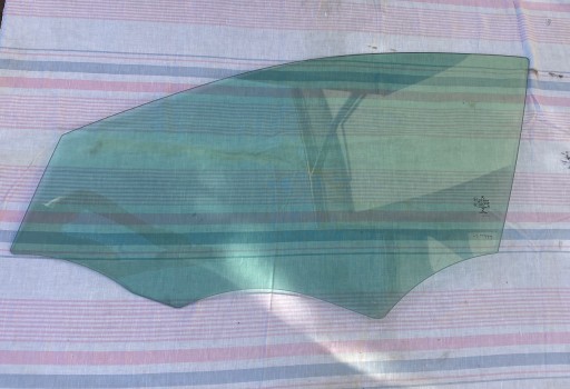 43R-00049 - MERCEDES A CLASS w176 ДВЕРНОЕ СТЕКЛО Переднее Левое