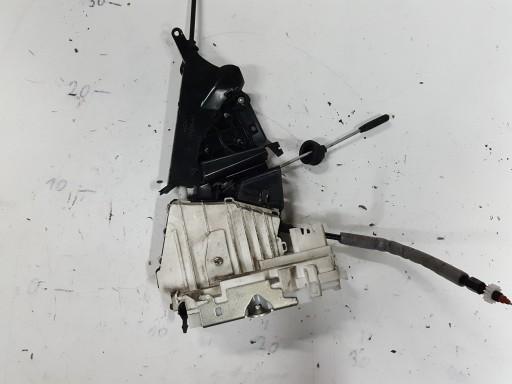 1697302135 - MERCEDES A Class W169 замок двери левый задний 4 PIN