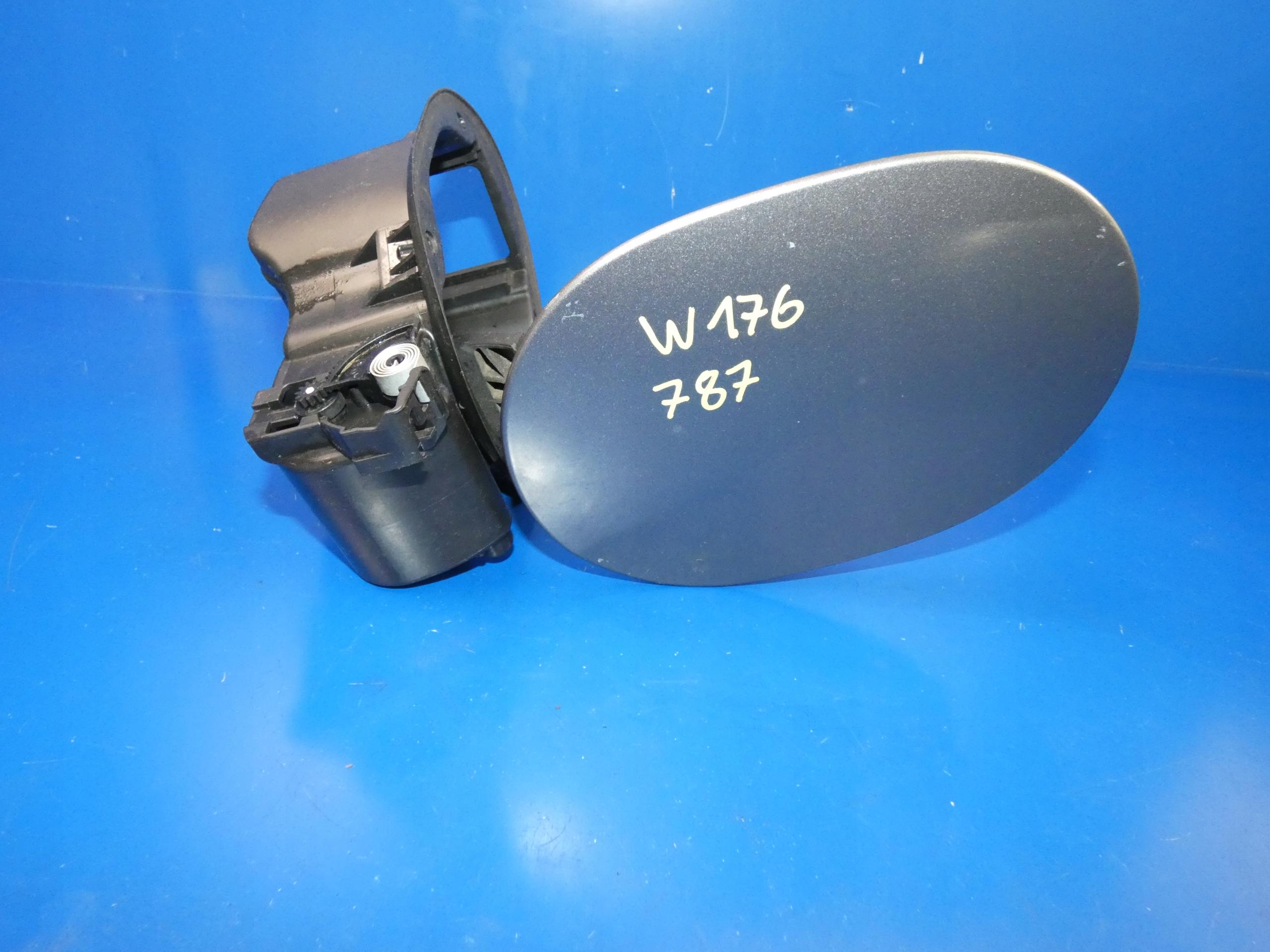 MERCEDES A W176 крышка топливного бака крышка 787