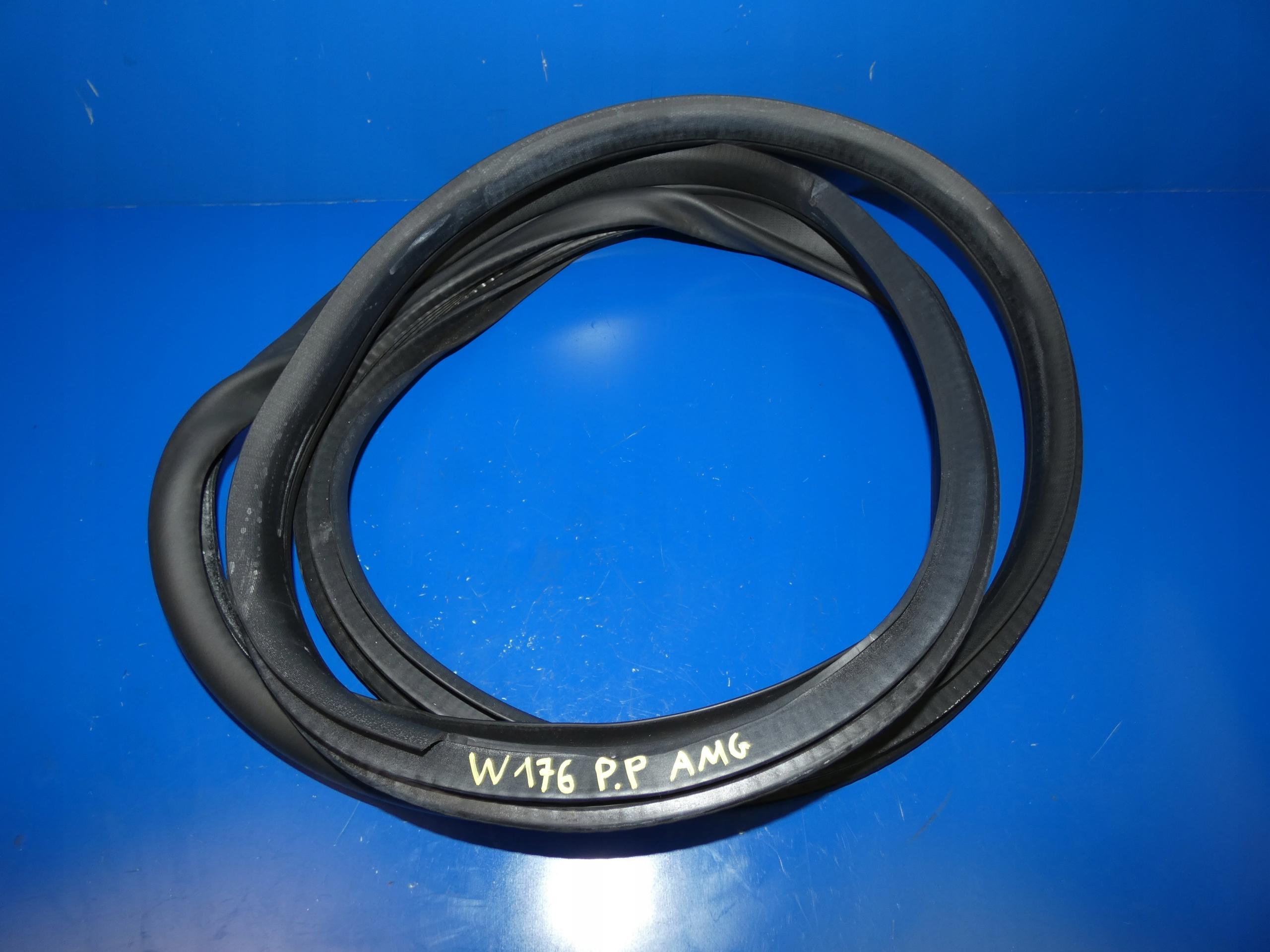 MERCEDES A W176 прокладка дверей права передня