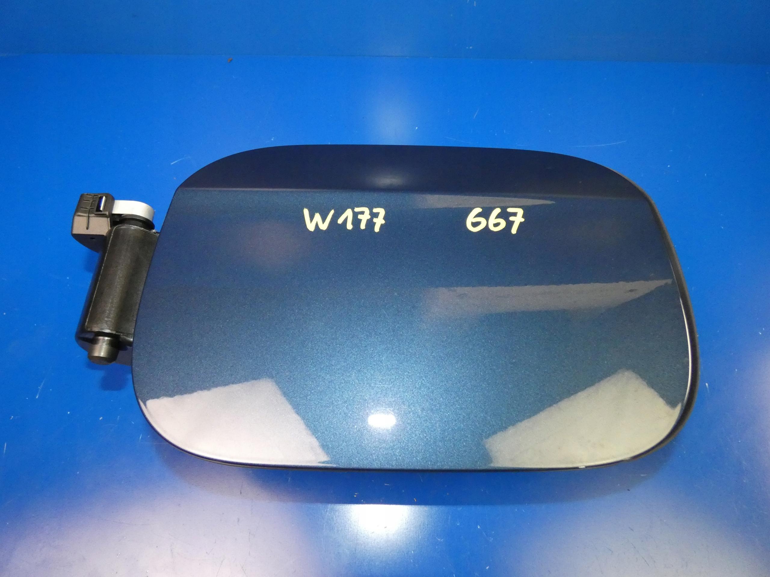 MERCEDES A w177 кришка паливного бака 667