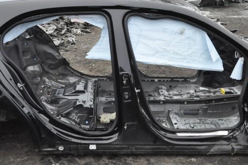 MERCEDES A W177 стойка 