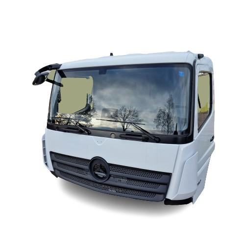 MERCEDES ATEGO КАБІНА З НОВИМ ВИСОКИМ T