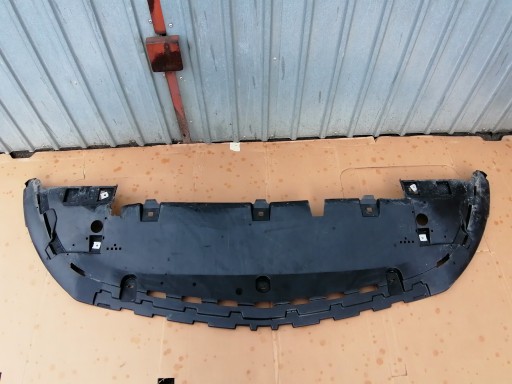 A2478857102 - MERCEDES B W247 защита бампера