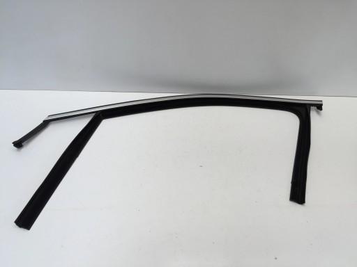 A2477252700 - MERCEDES B W247 уплотнение двери лобового стекла передний левый