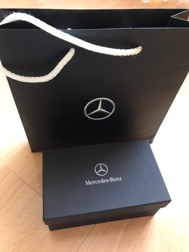 MERCEDES-BENZ, ЕКСКЛЮЗИВНИЙ НАБІР ДЛЯ ГОЛІННЯ