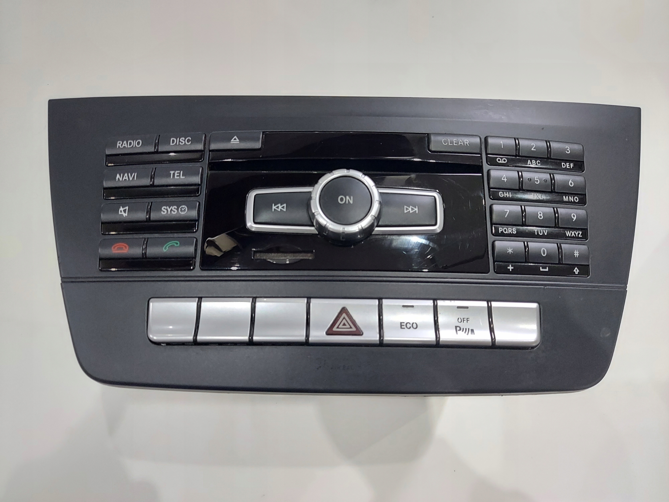 MERCEDES C-Class W204 радио навигация A2049005908