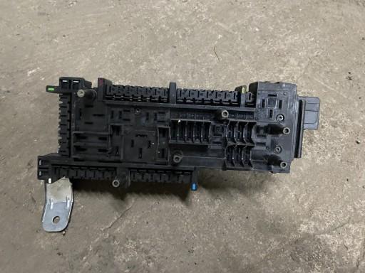 0-1718781-1, 017187811 - MERCEDES C БЛОК ЗАПОБІЖНИКІВ 0-1718781-1