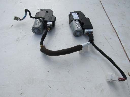 MERCEDES C W204 204 МОТОР ЛЮКА НА ДАХУ A2048200808 A2048200408