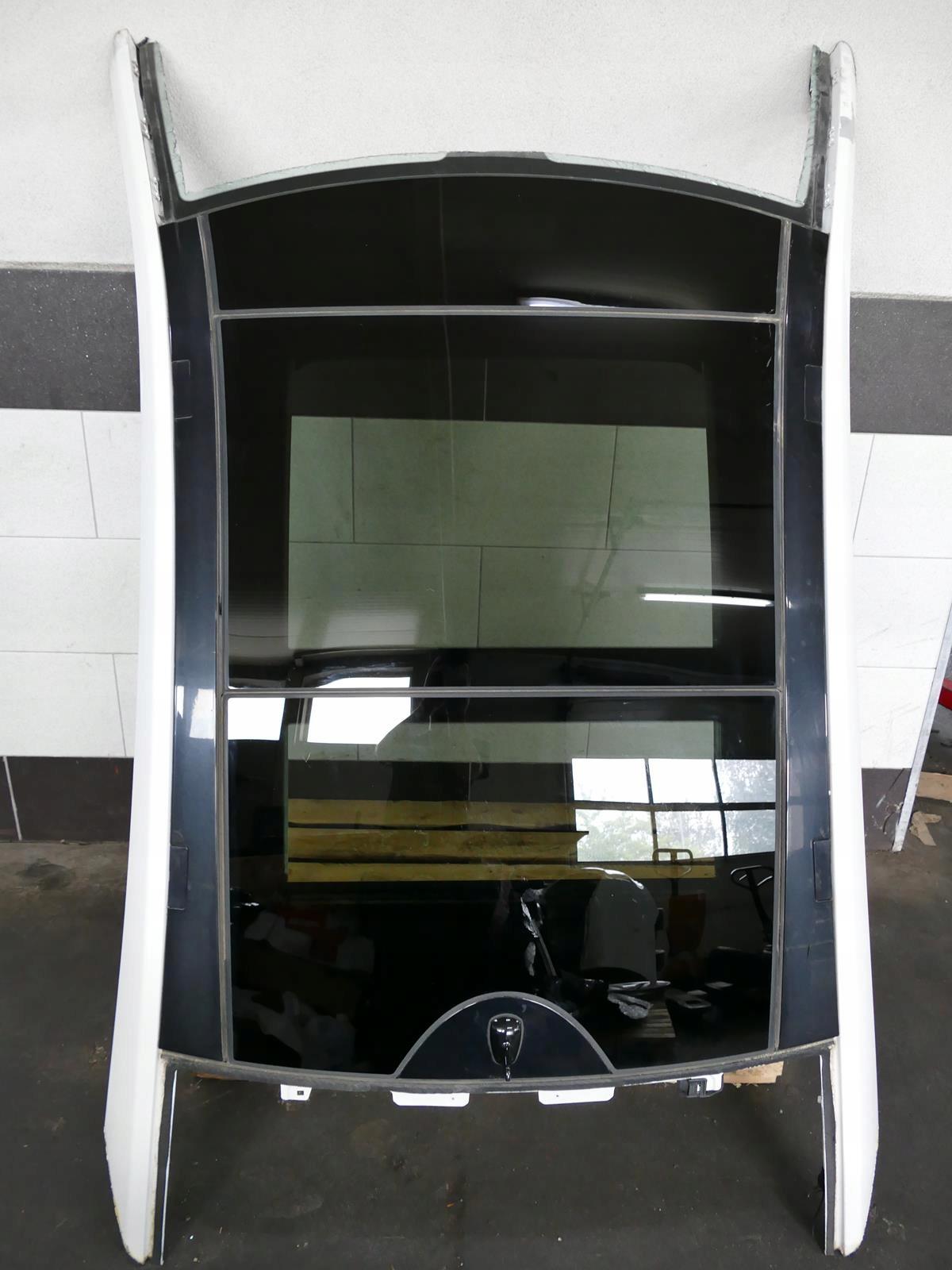 A2079006600 - MERCEDES C207 W207 Панорамний скляний дах 149