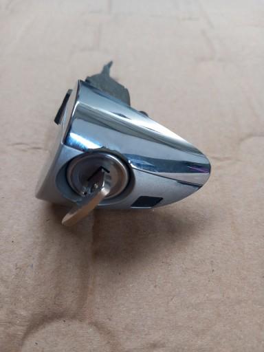 A215 - MERCEDES CL W215 вставка дверного замка левая передняя