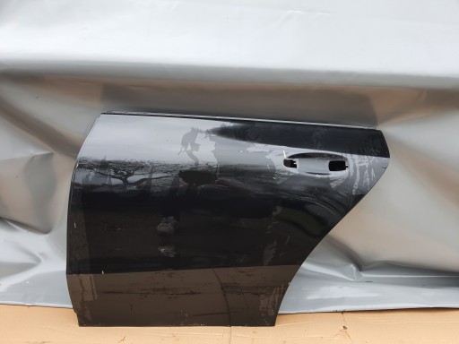 Mercedes cla a118 двері ліва задня частина a1187320500