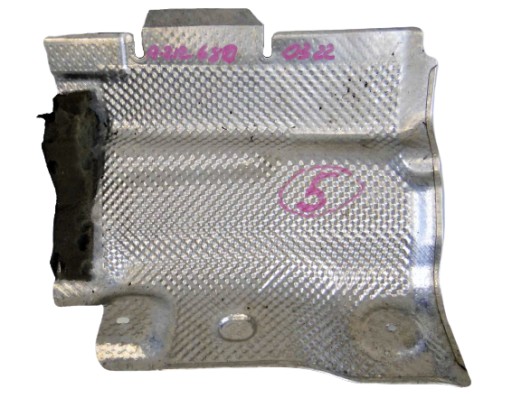 A2126800322 - MERCEDES CLS 218 ТЕПЛОВИЙ ЩИТ ЛІВИЙ НАКОНЕЧНИК