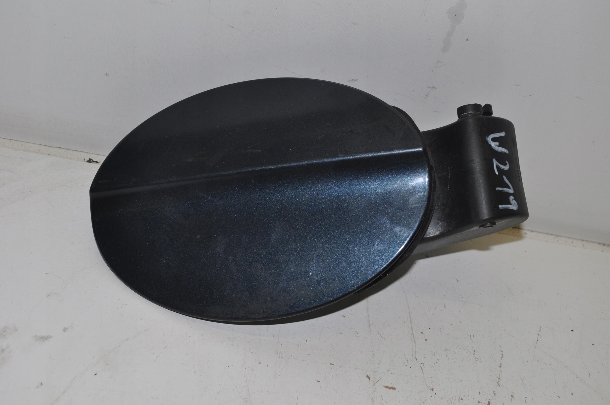 MERCEDES CLS 219 КРЫШКА ТОПЛИВНОГО БАКА 2196300082