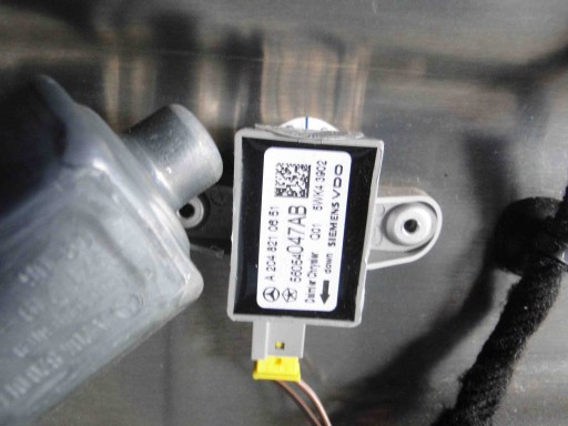 Датчик вологості MERCEDES A2048210851