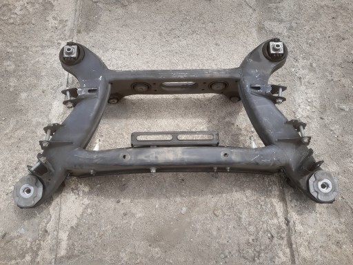 Mercedes e w212 6.3 cls w218 63 amg sled задня a2313502101 a2313509800