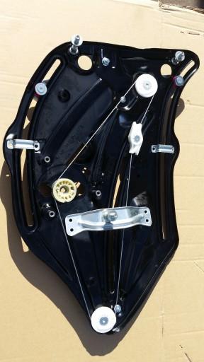 MERCEDES E COUPE W207 подъемник левый задний 207