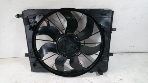 MERCEDES E в 213 вентилятор радиатора A0999063802