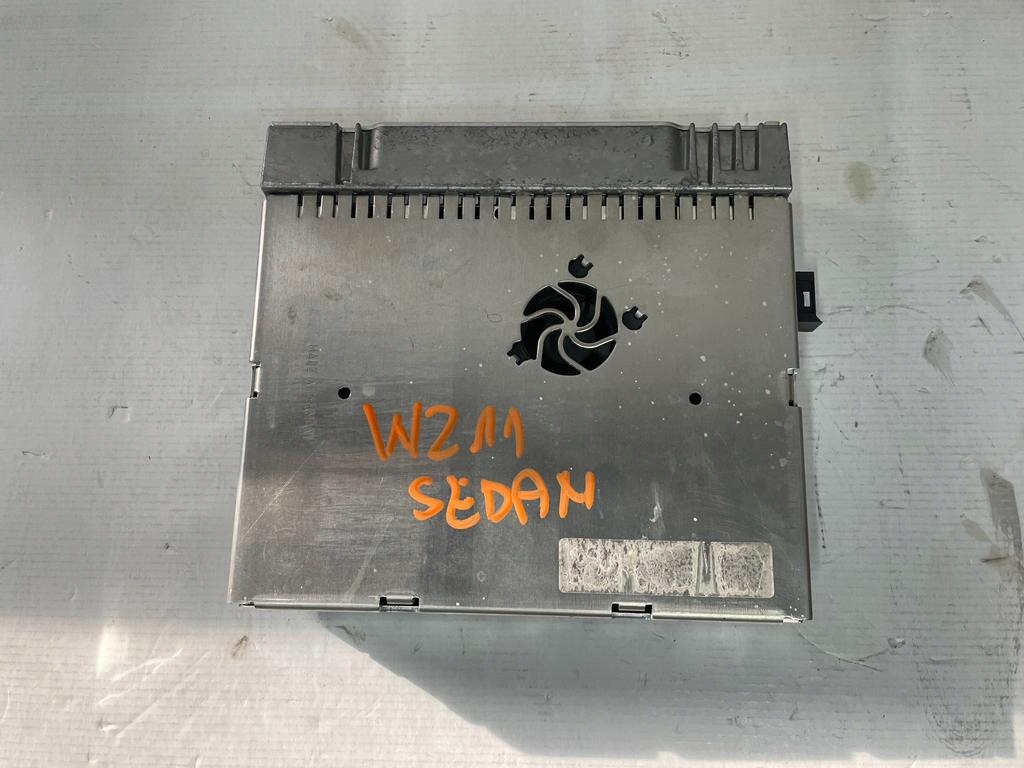 MERCEDES E W211 Підсилювач BECKER A2118704089