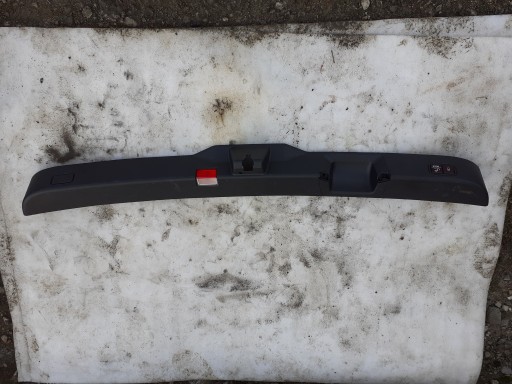 MERCEDES GL X166 кришка багажника накладка a1667400272