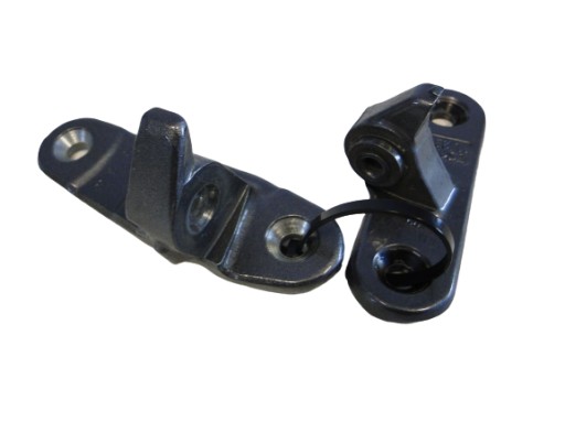 A2467200337 - MERCEDES GLA 156 НИЖНЯ ПЕТЛЯ ДВЕРІ ЛІВА ПЕРЕДНЯ