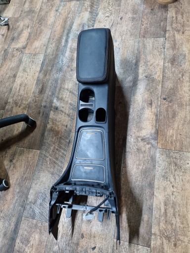 MERCEDES GLA W156 ПІДЛІКОТНИК ТУНЕЛЬ