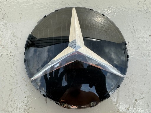 A0008880500 - MERCEDES GLB 35 AMG GLC C254 W254 EQC ЗІРКА ЕМБЛЕМА ЛОГОТИП Решітка DISTRONIC