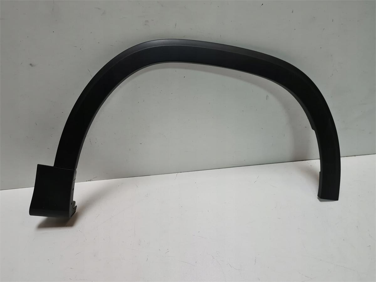 A2478858002 - MERCEDES GLB AMG накладка на крыло передняя правая