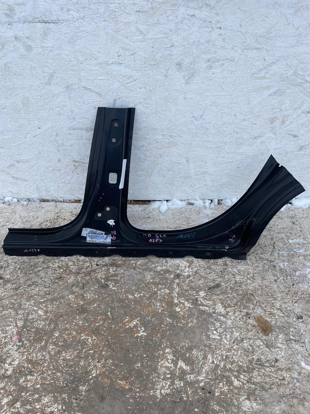 A2536372101 - MERCEDES GLC A253 порог обшивка левая